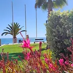 Апартаменты Cantinho Do Sol - Sea View, Quiet, Cozy And Relaxing Flat Армасан-де-Пера
